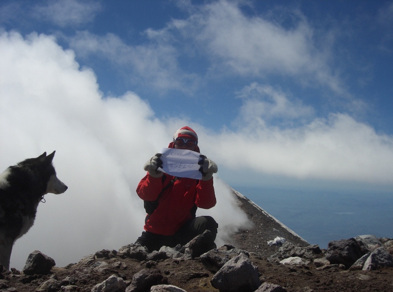 Etna, vetta 3345m, dedicata ad Angelo d'Arrigo