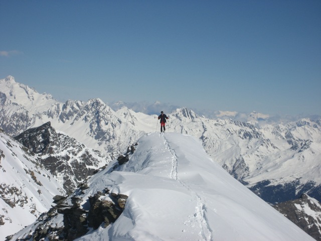 Stefano arriva in vetta