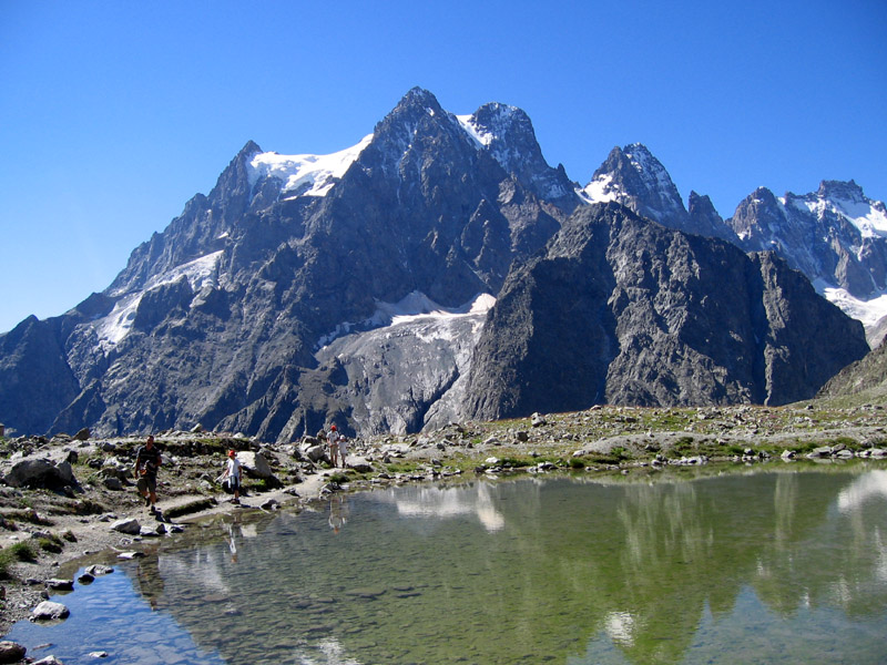 Dome de Neige des Ecrin Dome de Neige des Ecrin