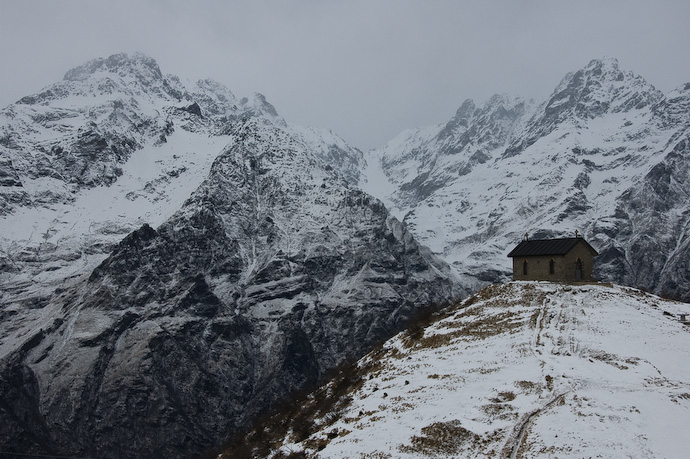 LA CHIESETTA AL PASSO DELLA MANINA