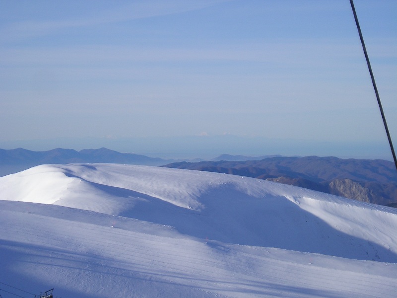 Corno alle Scale, vista sulla Corsica dalla cima