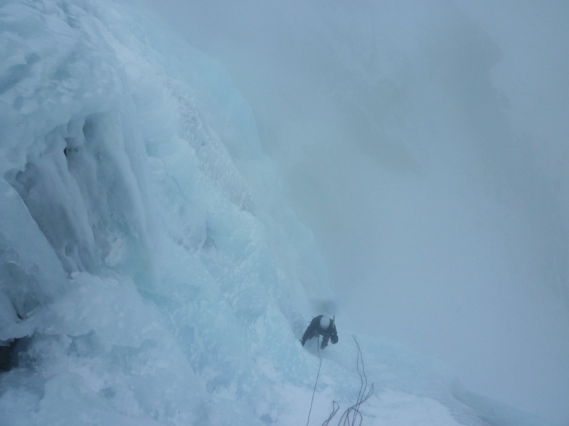 Albigna: Il Candelone, variante della grotta