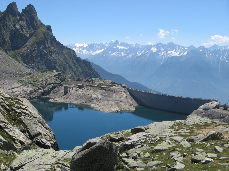 Diga lago di Truzzo Diga lago di Truzzo